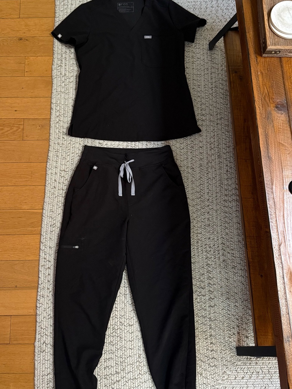 FIGS Black Scrub Set - XS Top / S Petite Pants